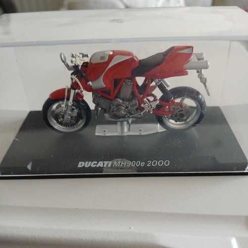 Ducati mh900e 2000 scale - mh900e,