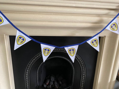 Leeds united football pennant - leeds,