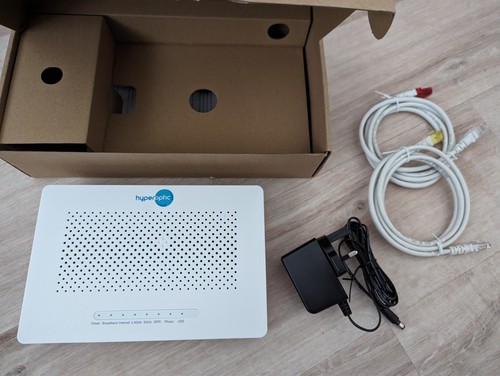 Hyperoptic router fibre - fibre, modem