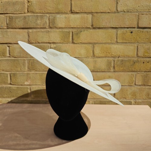 Ivory cream large fascinator - large,