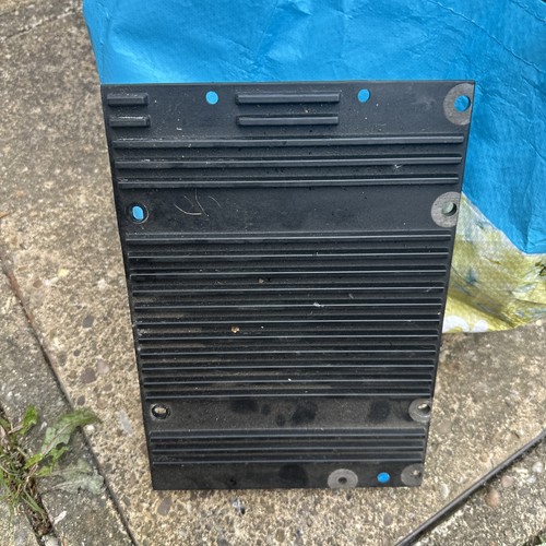 Genuine volvo radio amplifier - genuine,