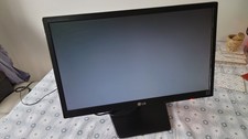 LG  E E2242C 21.5"  Widescreen LED LCD Monitor