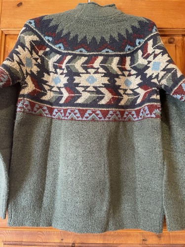 Weird fish jumper ladies - weird,