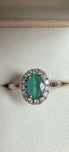 Beautiful emerald and diamond - emerald,