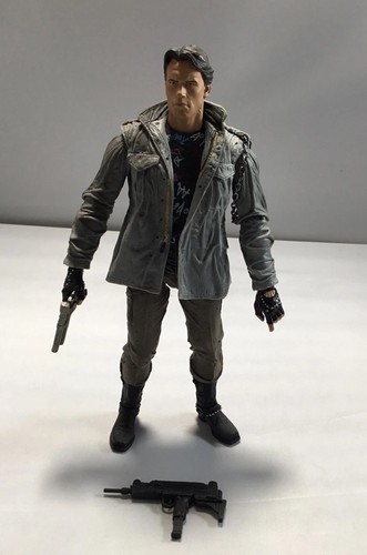 Tech noir 800 - neca, toys