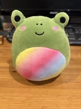 Doxl the Rainbow Frog