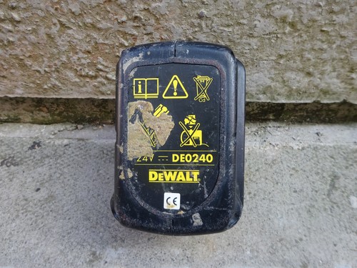 Dewalt 24v battery de0240 - 24v,