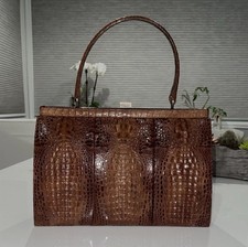 Luxurious VINTAGE Horn-Back