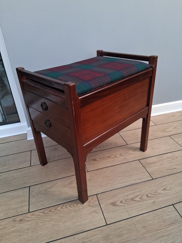 Wooden piano stool - 2, fall