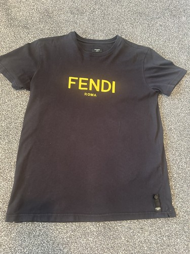 Fendi roma embossed logo - fendi,
