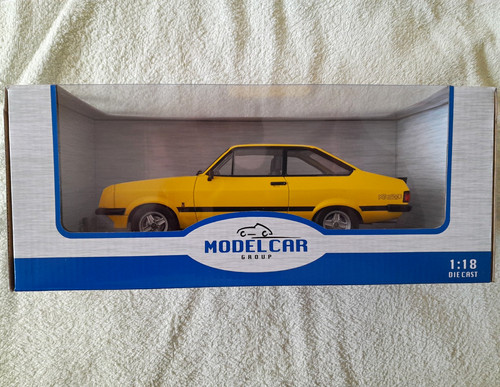 Modelcar group ford escort - group,
