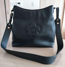 MARY QUANT Daisy Embossed Tote