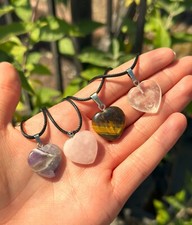 Heart Shaped Polished Crystal Necklace Healing Stone Pendant Rose Quartz Amethys
