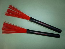 RETRACTABLE RED NYLON DRUM