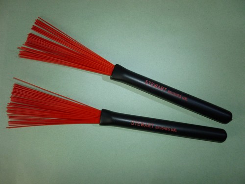 Retractable red nylon drum - retractable,