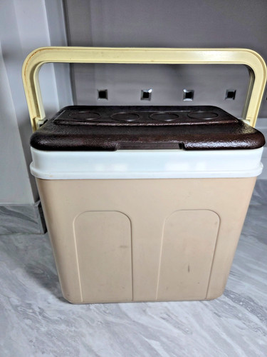 Vintage coolbox retro - vintage, camping