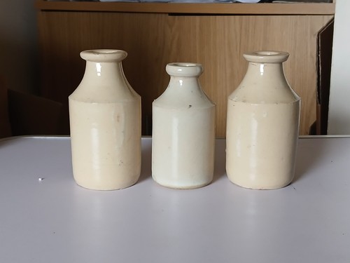 Old off white stoneware - off,