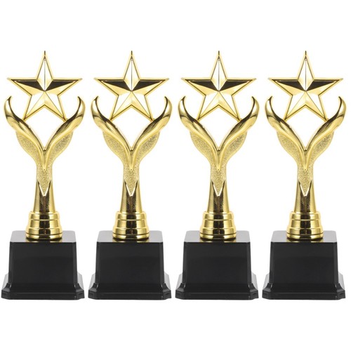Pieces kids plastic trophy - 4,
