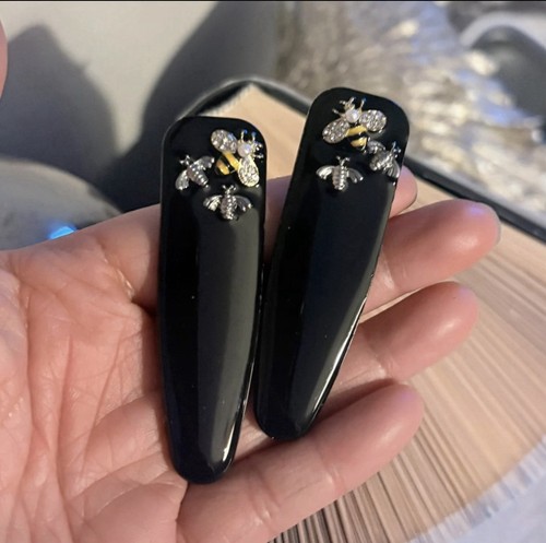 Bumble bee hair clip - bumble,