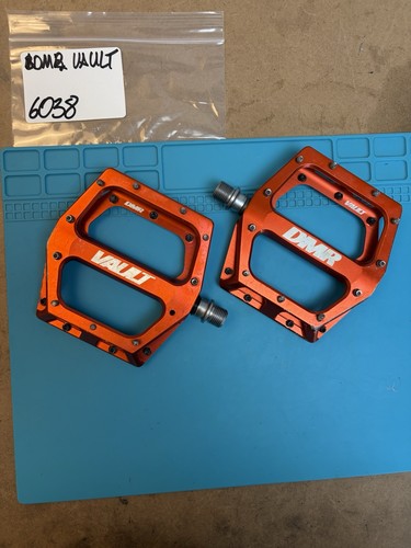 Dmr vault platform pedal - platform, pedal's