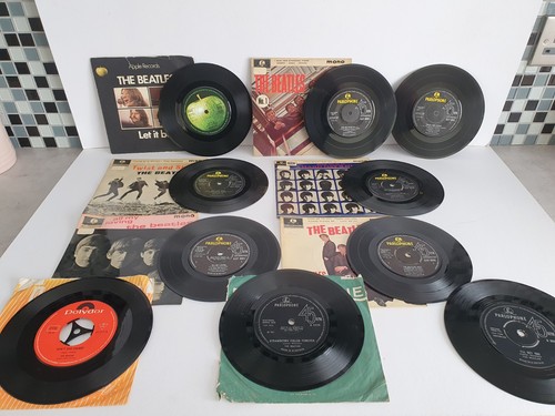 Beatles rpm inch singles - 7,