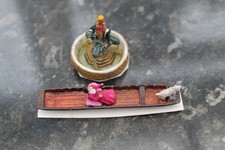 MODEL RAILWAY OO GAUGE PUNT & MERMAN DOLPHIN FOUNTAIN