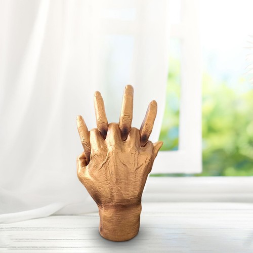 Lovers clasped hands statue - lovers,