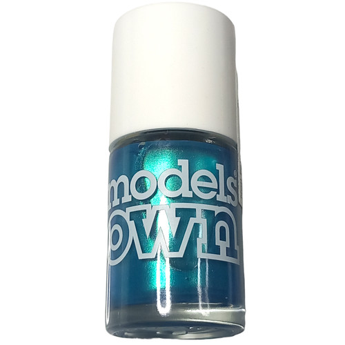 Models own nail - own, blue
