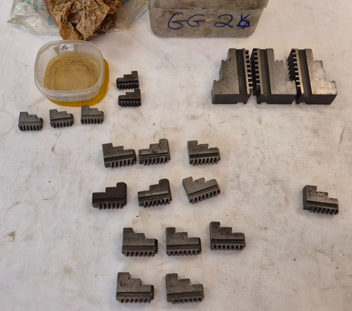 Joblot lathe chuck - chuck, unsure