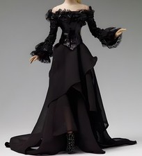 Tonner nu mood black top &