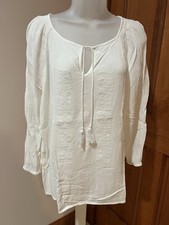 New NWOT Lucy & Laurel Boutique Women's Top with Decorative Accent Size Large