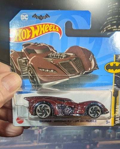 Batman batmobile hot wheels - batman,