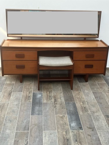 White and newton teak dressing - newton,