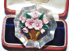 PRETTY VINTAGE REVERSE CARVED LUCITE  BROOCH OF PINK FLOWERS IN A VASE