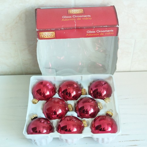 Red glass christmas baubles - red,