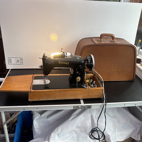 Ideal black sewing machine - ideal,