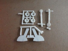 AIRFIX SPITFIRE MK1a Vintage (White)1/24 Scale UNDER CARRAGE PARTS