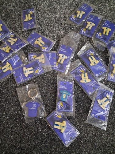 Chelsea pin badges - chelsea,