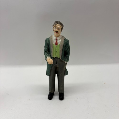 12th scale dolls house - dolls,