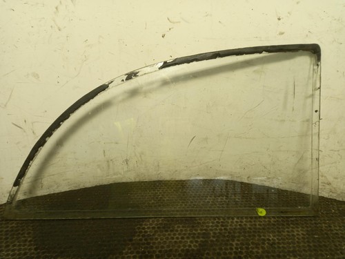 Morris minor side glass - morris,