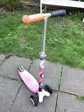 KICKBOARD MICRO SCOOTER PINK 