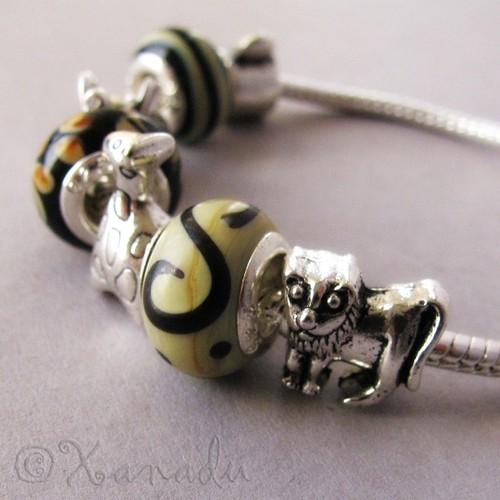 Elephant giraffe lion monkey - elephant,