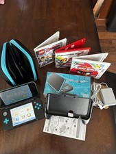 Nintendo 2DS XL Console Bundle