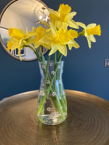 Hand painted daisy - &, glass