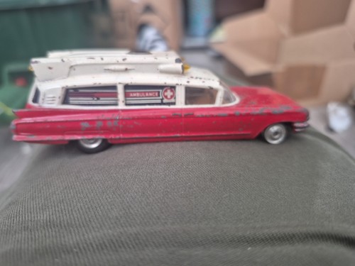 Corgi toys superior ambulance - superior,