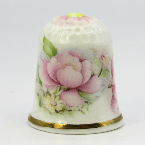 Thimble collectors club - collectors,