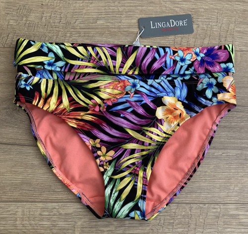 Lingadore beach ladies - beach,