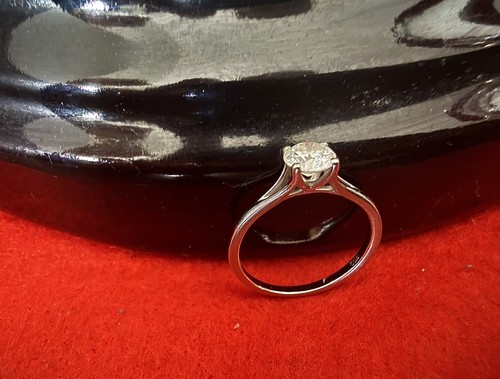 Hallmarked white gold - ct,