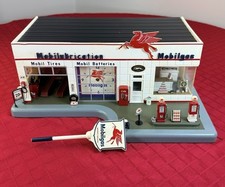 Danbury Mint 1950s Mobilgas