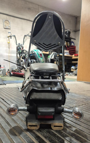 Suzuki vz800 marauder rear - vz800,